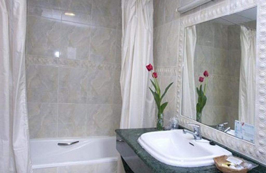 Hotel Avenida 예끌라 객실 사진